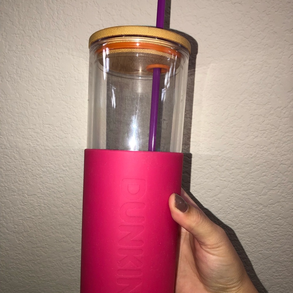NWT 2025 Dunkin’ Tumbler w/ Wooden Lid & Pink Silicone Sleeve, Purple Straw